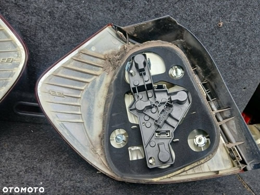 BMW E87 lampa tylna lewa, prawa - 4