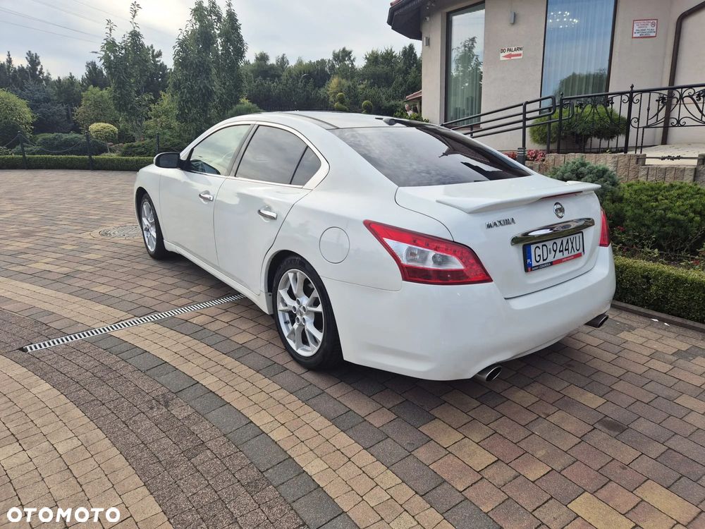 Nissan Maxima 3.5 S - 4