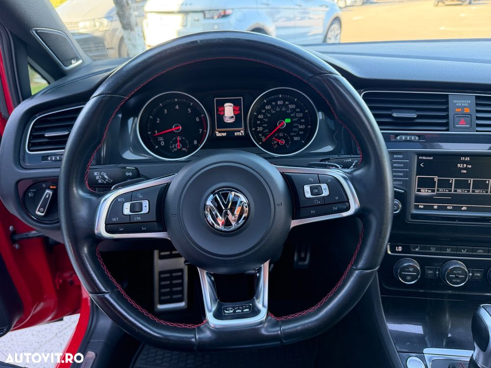 Volkswagen Golf 2.0 GTI DSG - 10