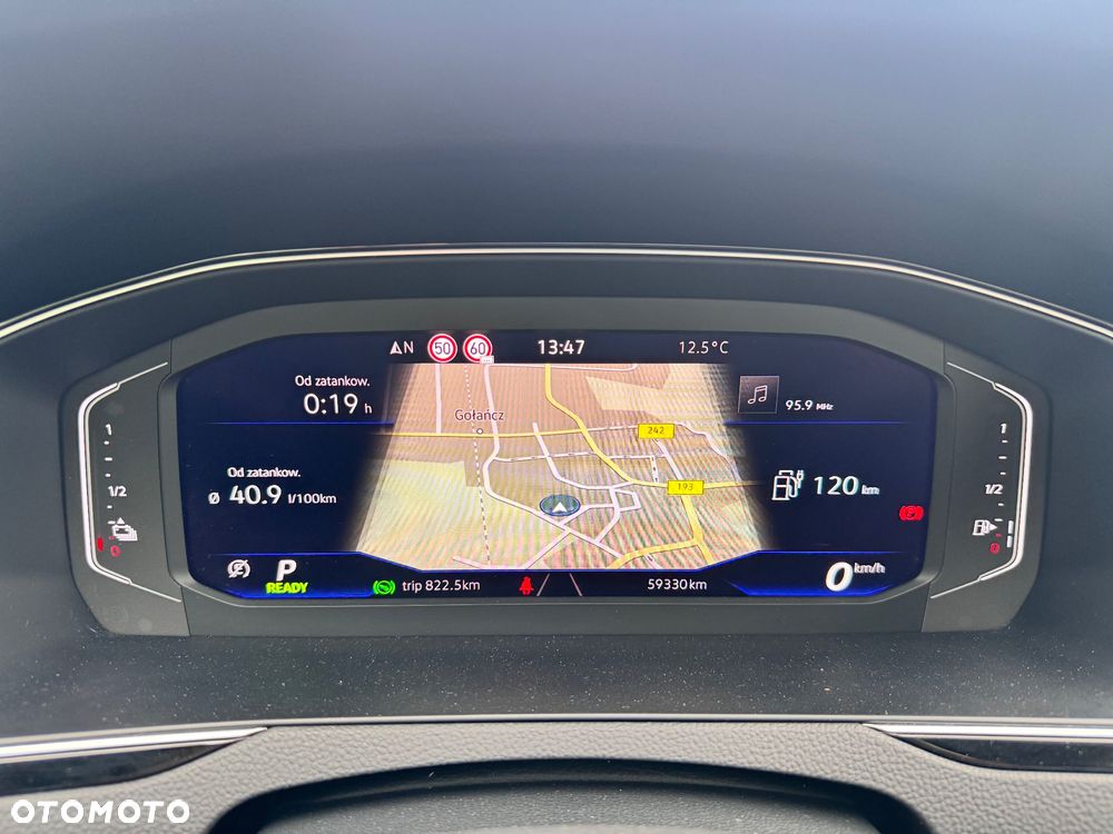 Volkswagen Passat Variant 1.5 e-Hybrid OPF DSG Business - 32