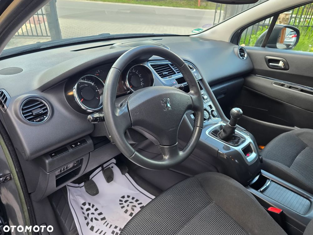 Peugeot 5008 - 27