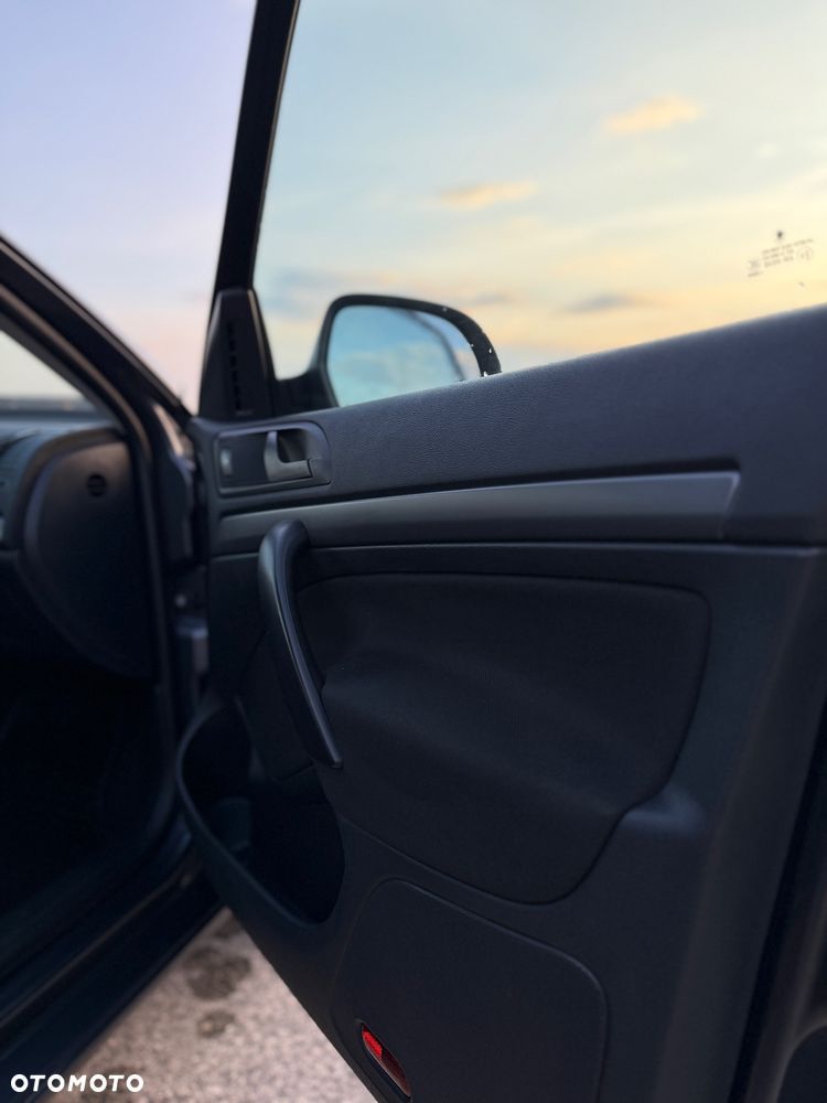 Skoda Octavia 1.6 - 15