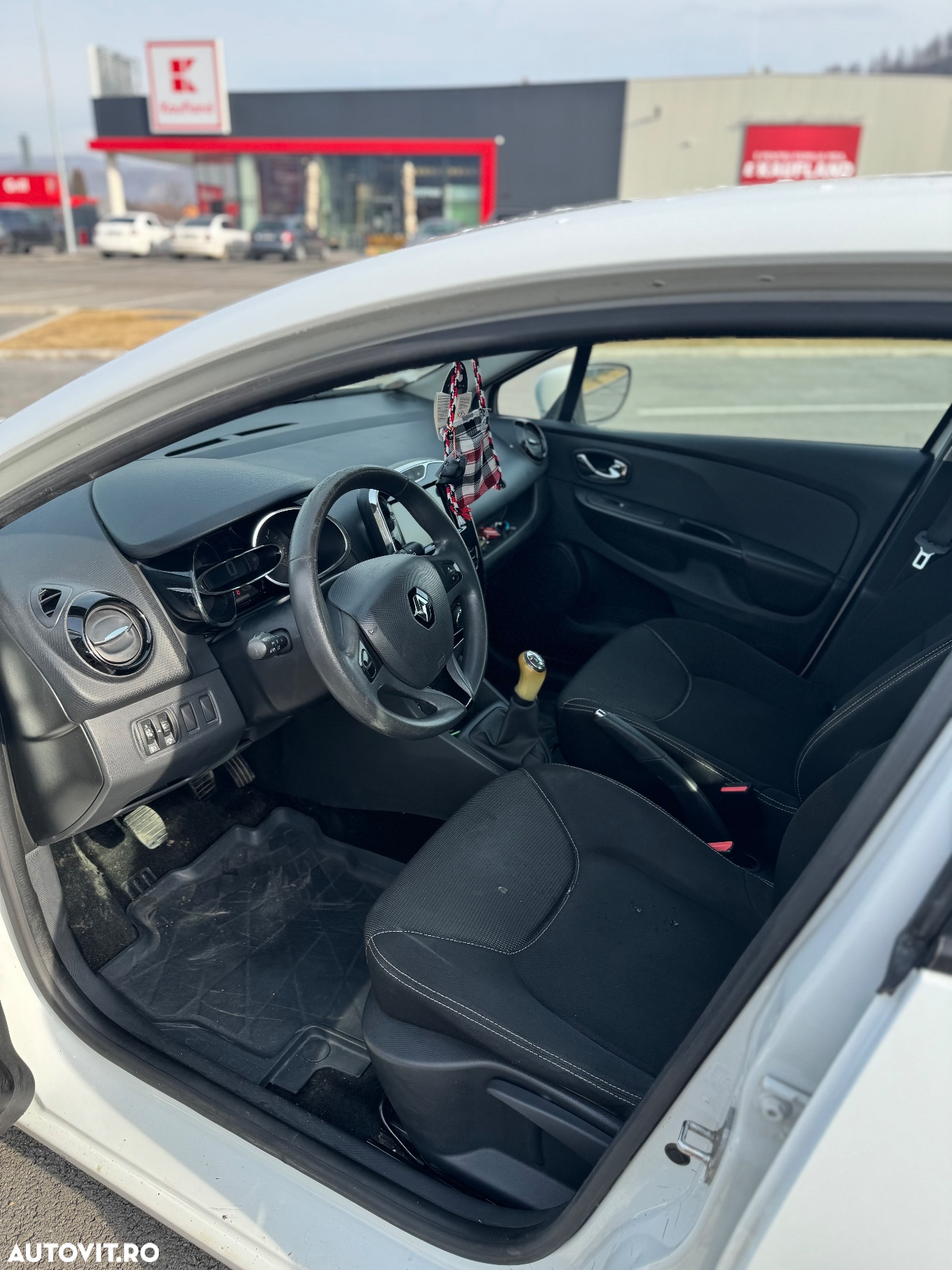 Renault Clio 1.5 dCi 75 Expression - 9