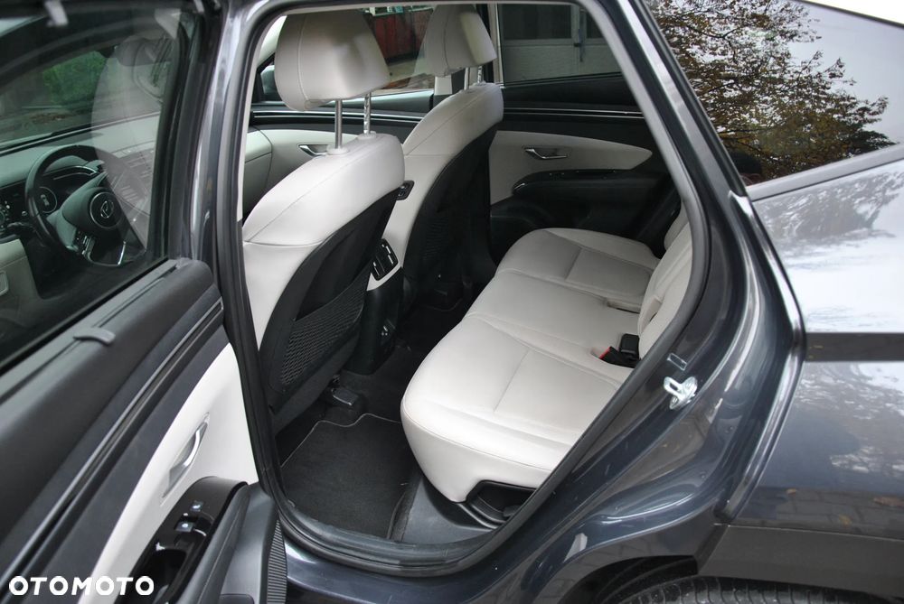 Hyundai Tucson 1.6 CRDi 48V-Hybrid 2WD DCT Prime - 8