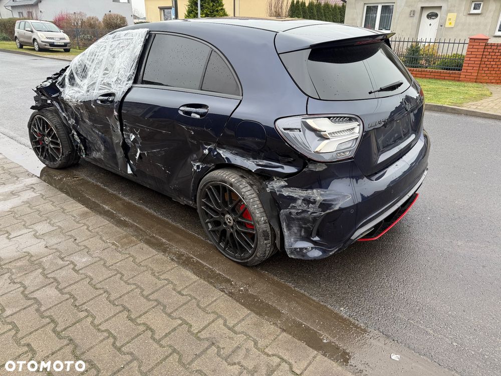 Mercedes-Benz Klasa A AMG 45 4Matic AMG Speedshift 7G-DCT Yellow Night Edition - 4