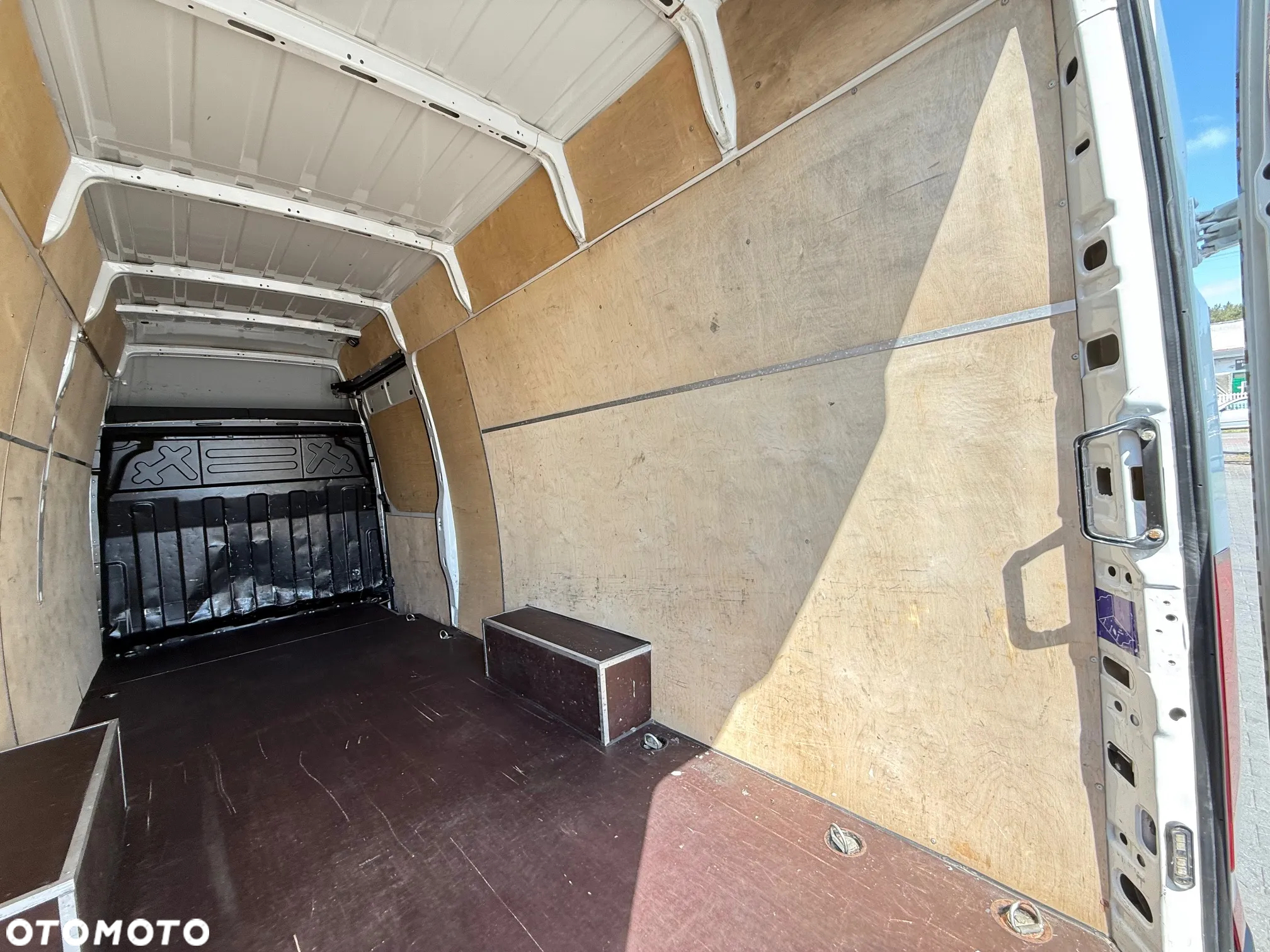 Iveco Daily 35S18 Furgon L4H3 Blaszak Maxi Salon PL, Jeden Właściciel - 8