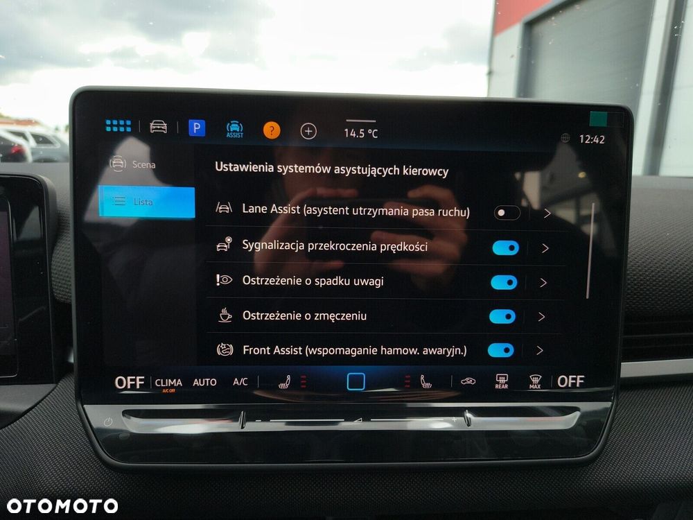 Volkswagen T-Roc 1.5 eTSI Life DSG - 18
