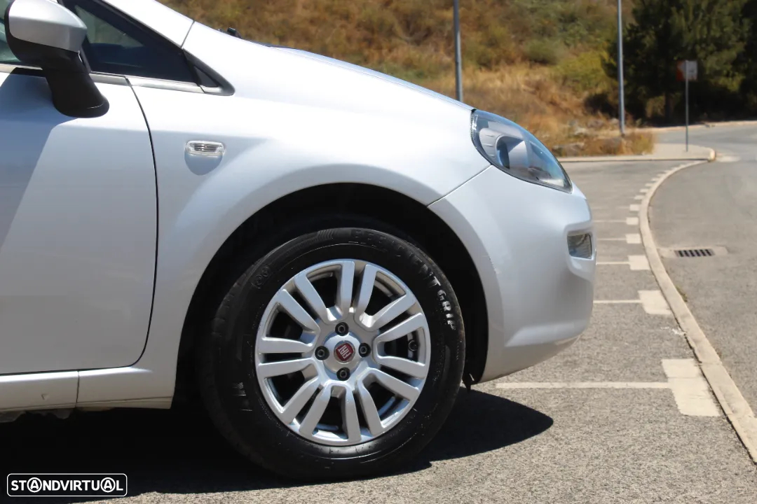 Fiat Punto 1.2 Lounge S&S - 5