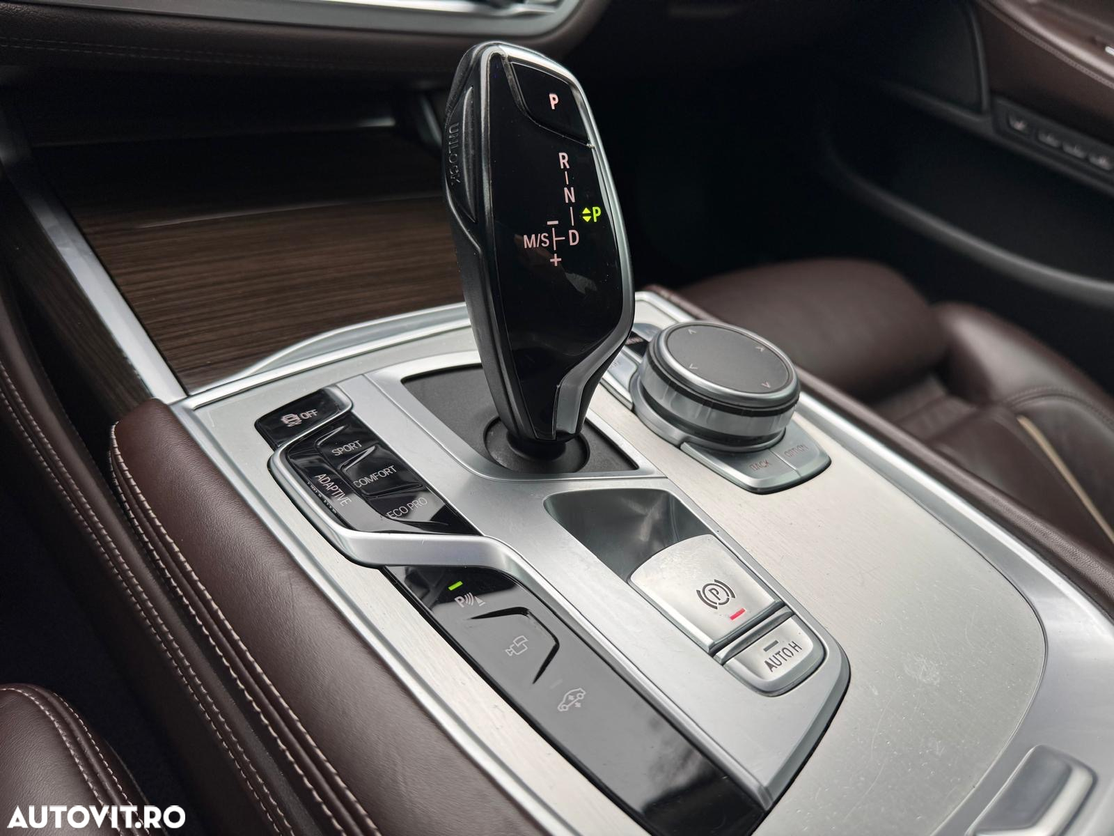 BMW Seria 7 740Ld xDrive - 25