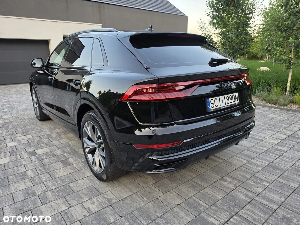 Audi Q8 - 7