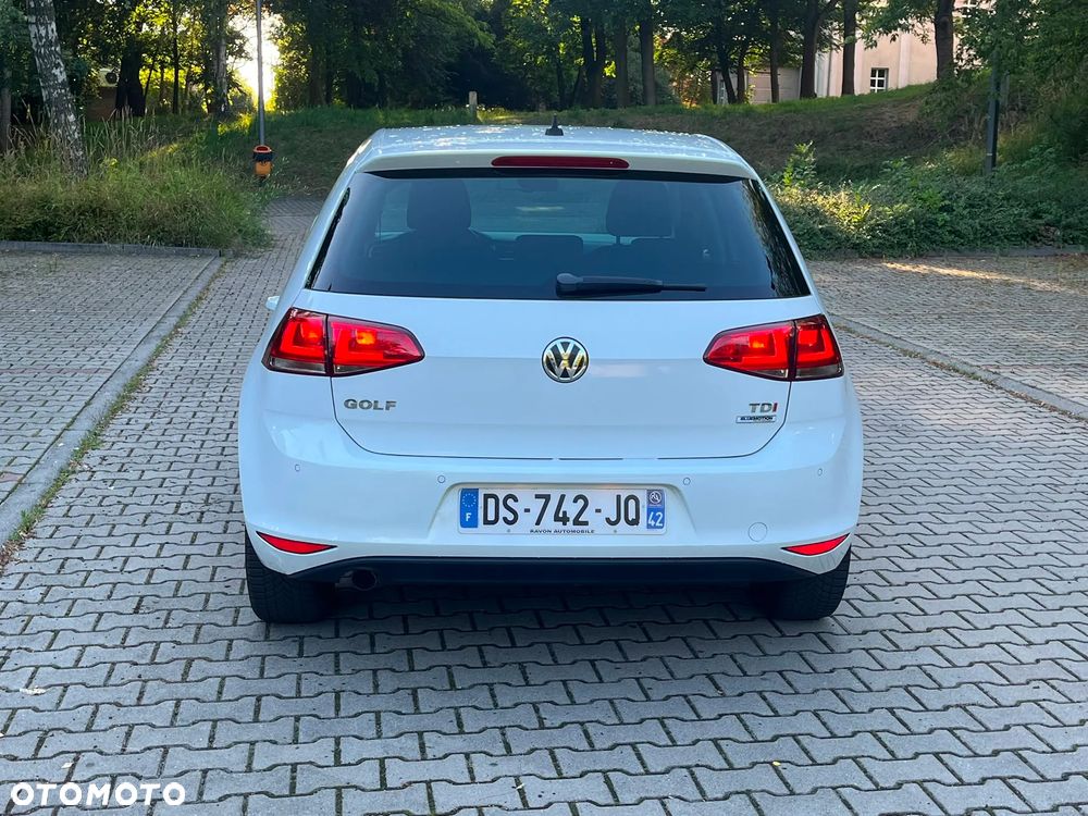 Volkswagen Golf 1.6 TDI DPF Highline - 11