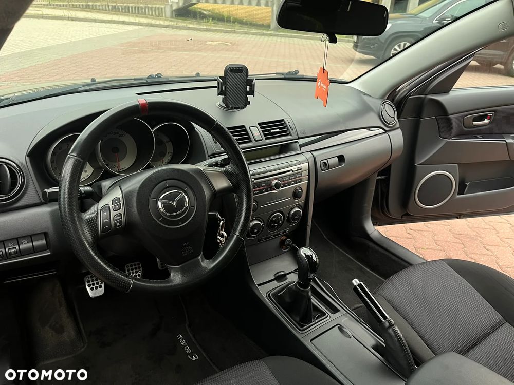 Mazda 3 - 8