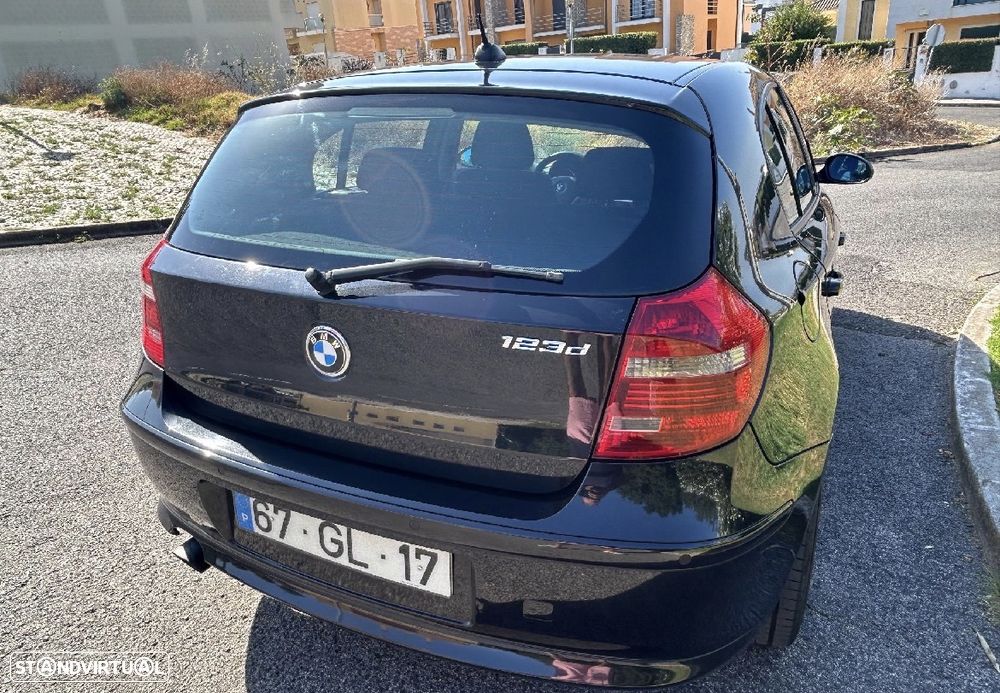 BMW 123 d - 17