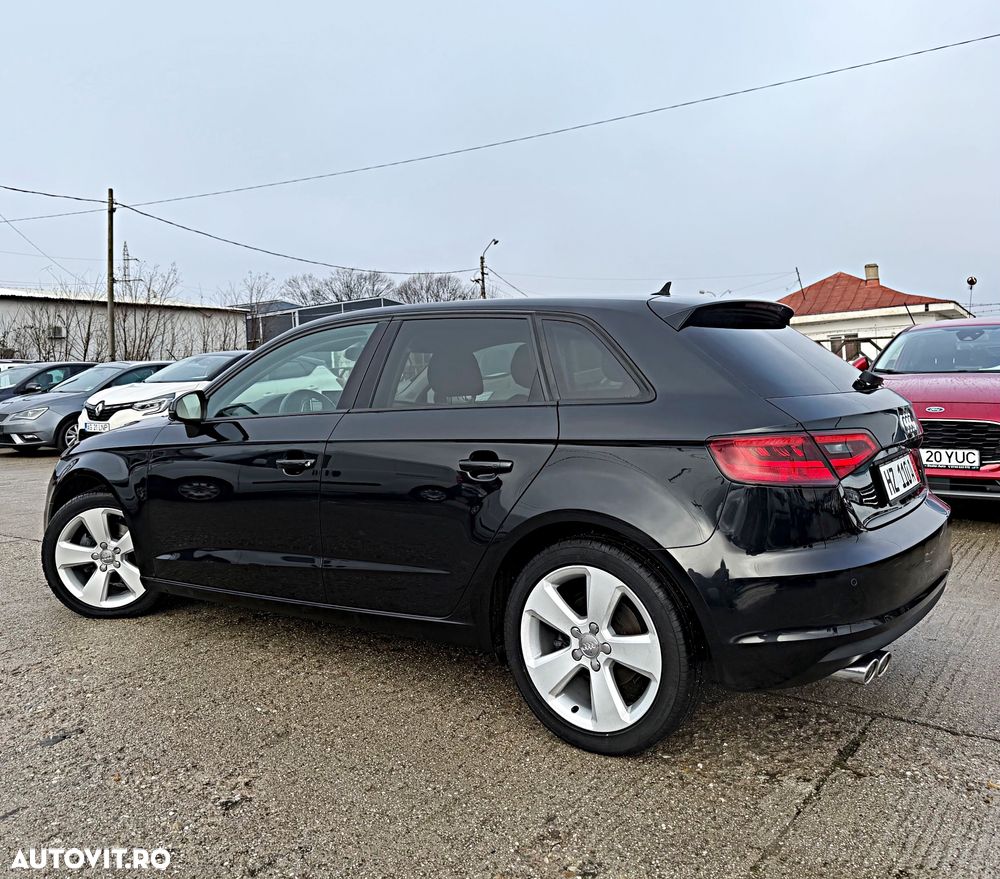 Audi A3 2.0 TDI ack S tronic design - 3