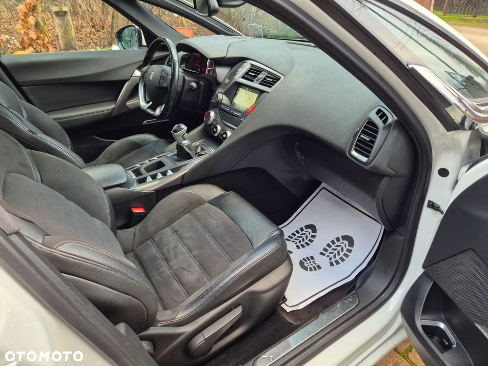 Citroën DS5 BlueHDi 150 Business Class - 21