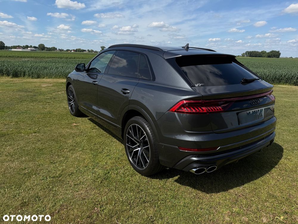 Audi SQ8 - 25