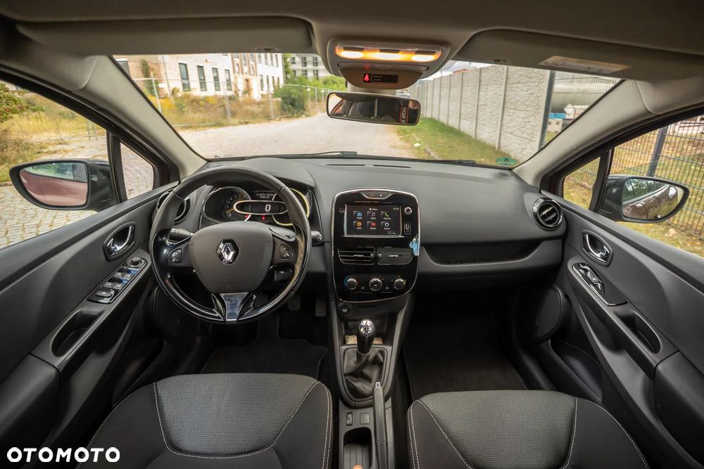 Renault Clio TCe 90 Paris - 27