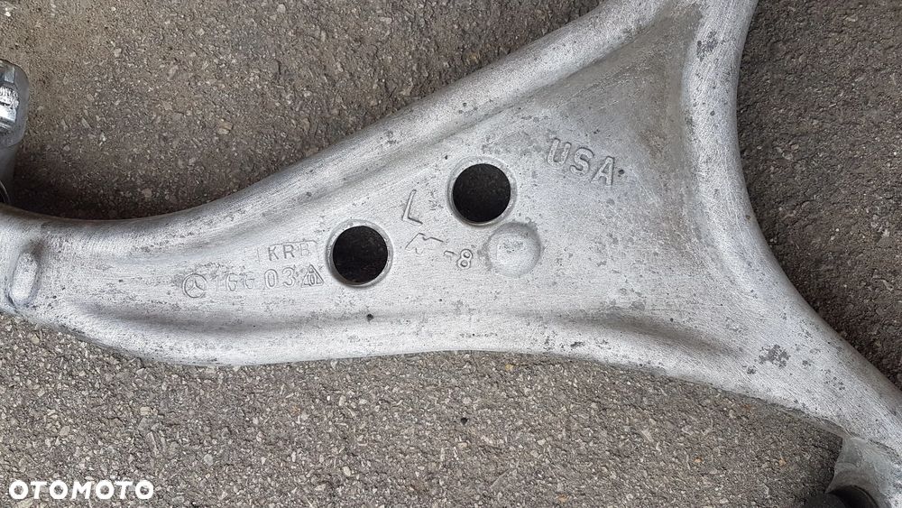 WACHACZ DOLNY LEWY MERCEDES GL ML W 166 11663300107 - 2