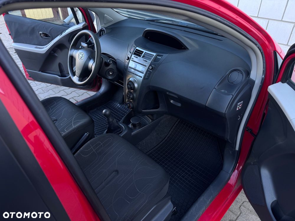 Toyota Yaris 1.0 Premium EU6 - 22