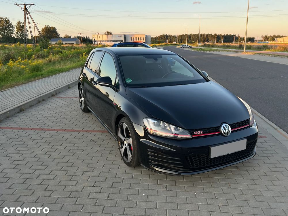 Volkswagen Golf 2.0 TSI BMT GTI Performance - 3
