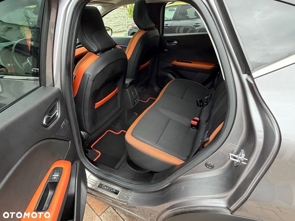 Renault Captur TCe 155 EDC GPF INTENS - 23