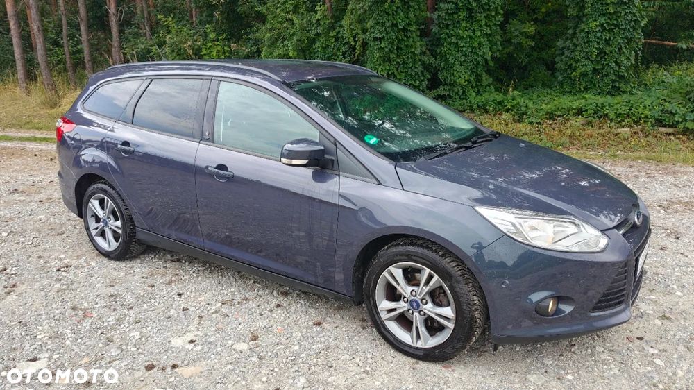 Ford Focus Turnier 1.0 EcoBoost Start-Stopp-System Champions Edition - 4