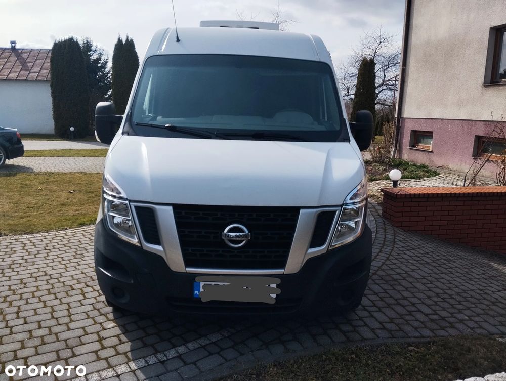 Nissan NV400 - 1
