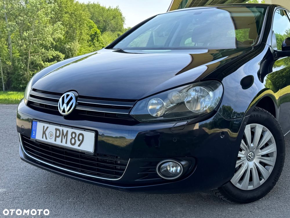 Volkswagen Golf - 8