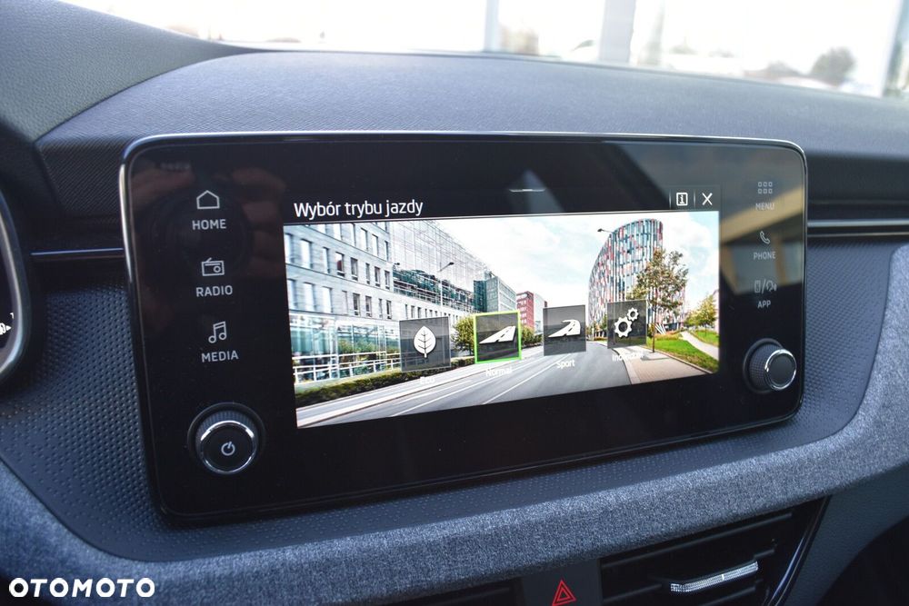 Skoda Kamiq 1.0 TSI Selection - 24