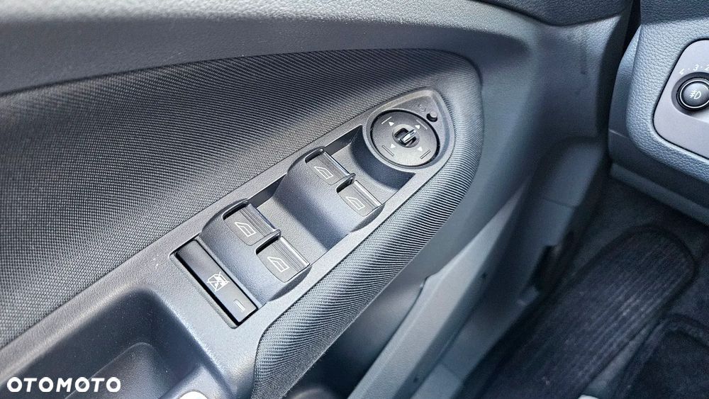 Ford C-MAX 2.0 TDCi Titanium - 18