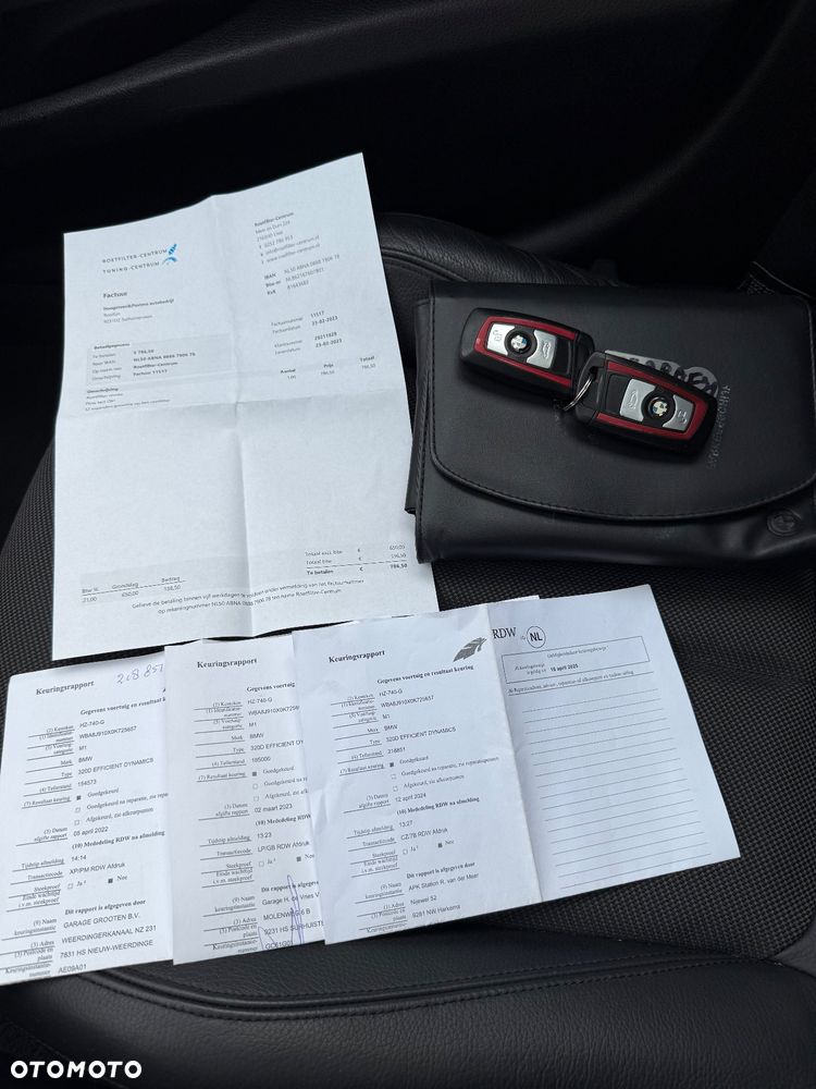 BMW Seria 3 320d Efficient Dynamics Advantage sport - 40