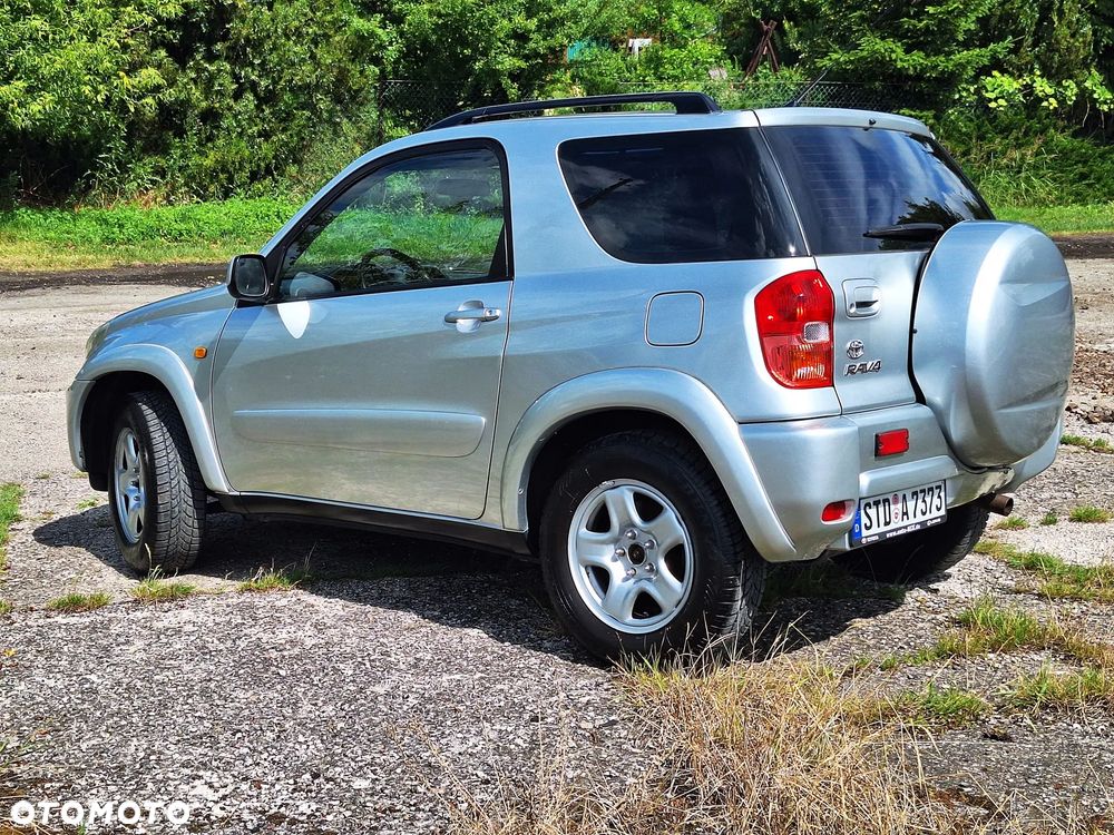 Toyota RAV4 D-4D 4x4 - 14