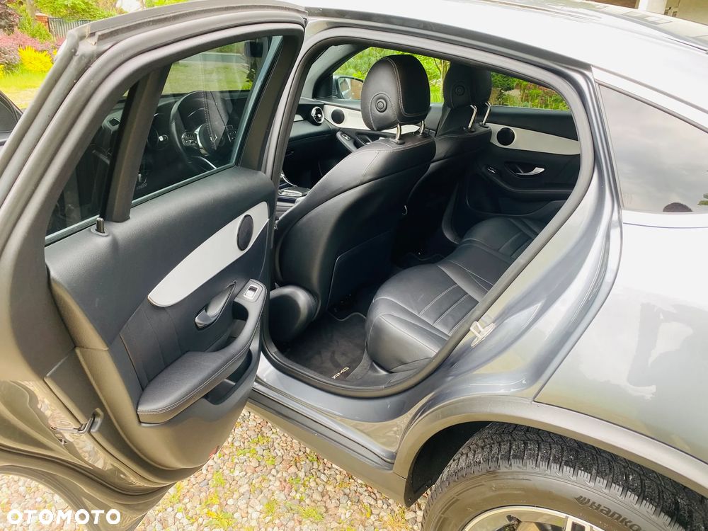 Mercedes-Benz GLC 300 e 4-Matic - 14