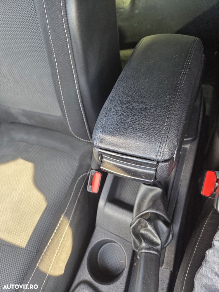 Renault Megane TCe Business - 13