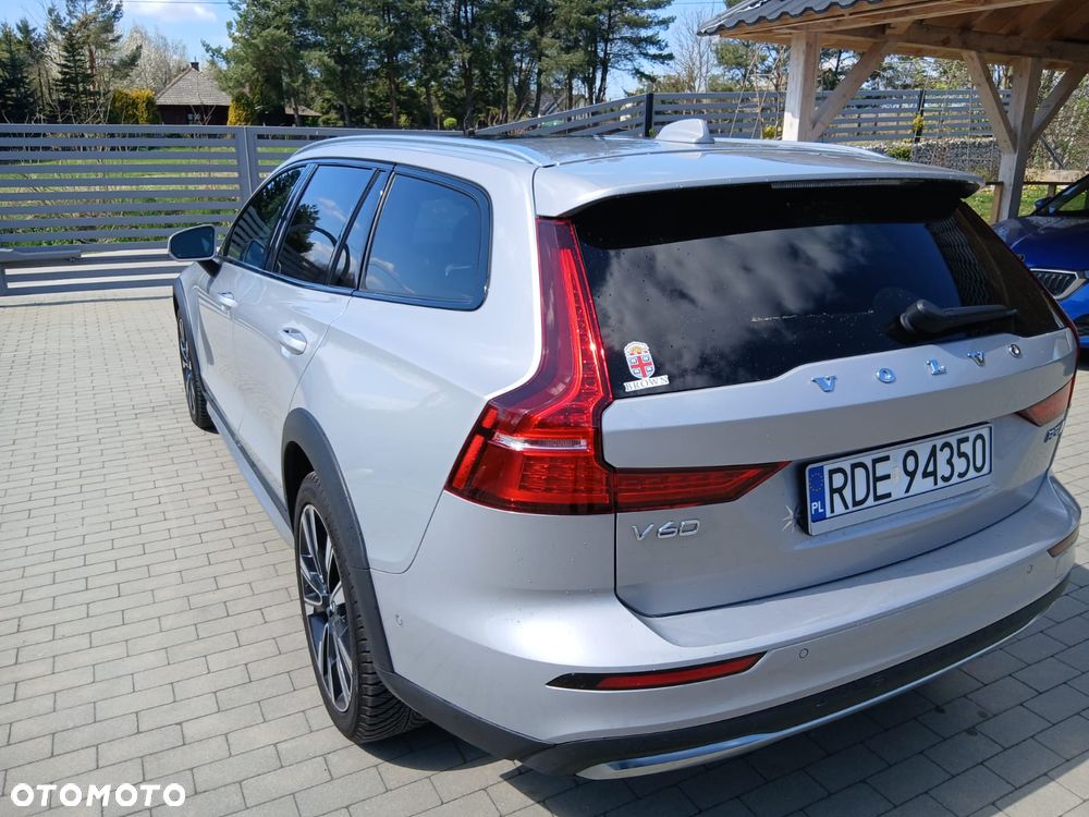 Volvo V60 Cross Country - 7