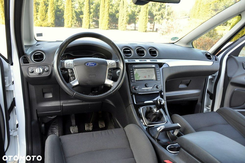 Ford S-Max - 28
