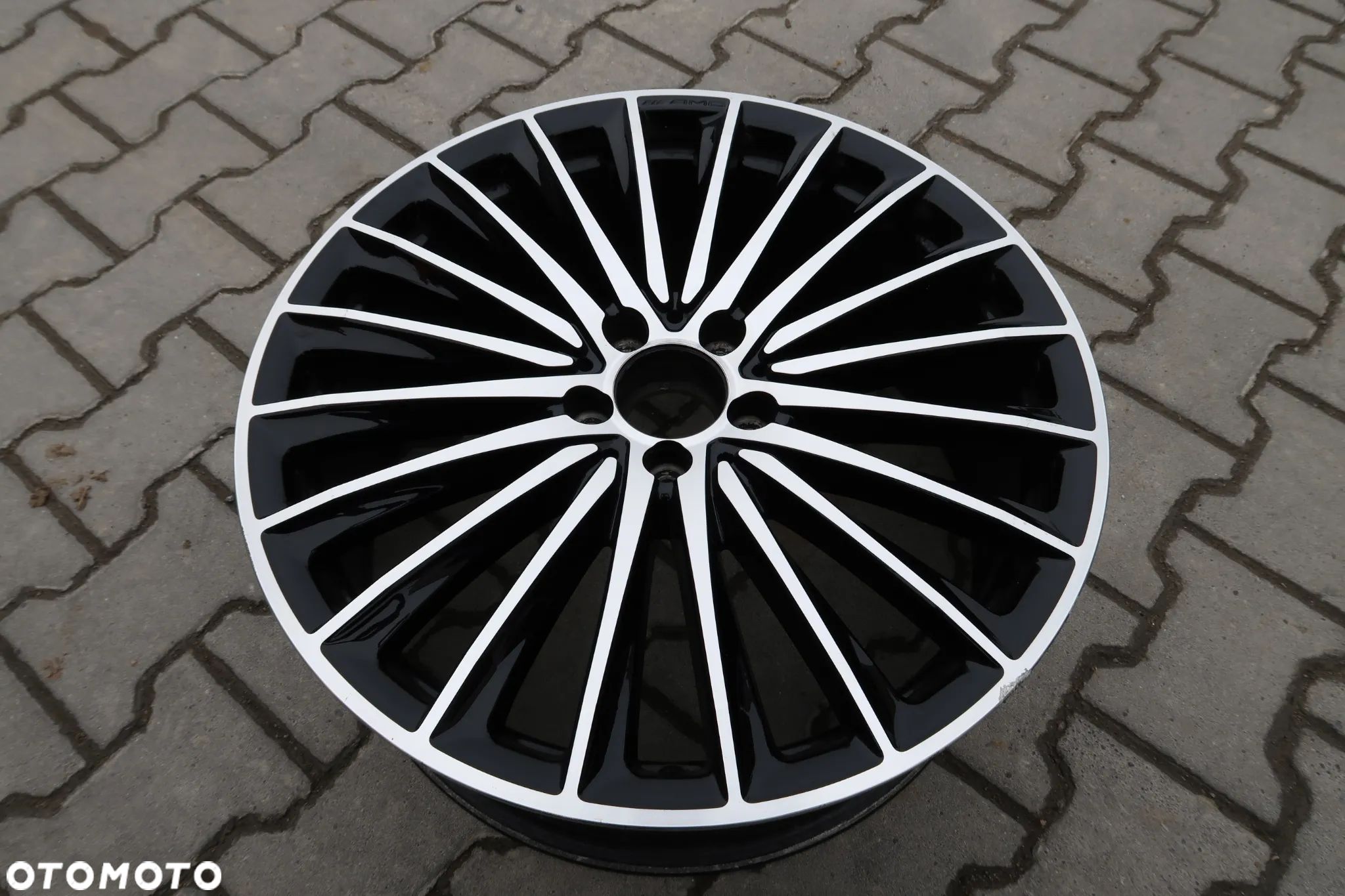 334 Felga Aluminiowa Mercedes CLS A2574013800  8x20et33 - 1