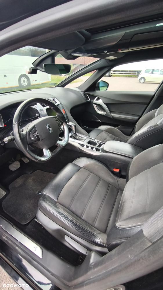 DS Automobiles DS 5 - 10
