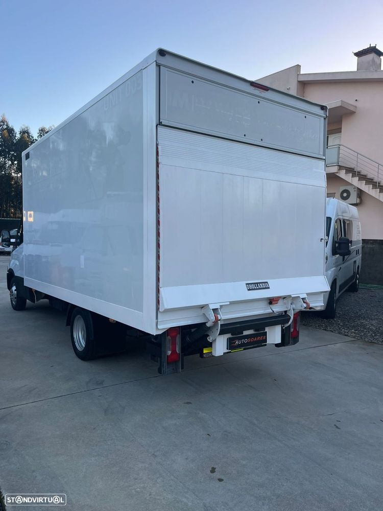 Iveco Daily Contentor com Plataforma - 8