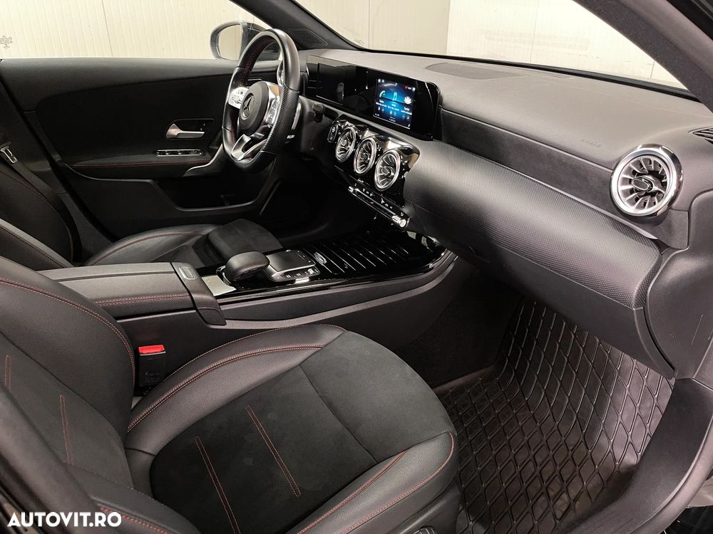 Mercedes-Benz A 220 d Sedan 8G-DCT - 12