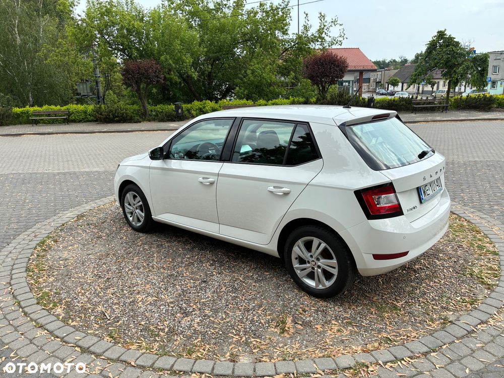 Skoda Fabia 1.0 Ambition - 4