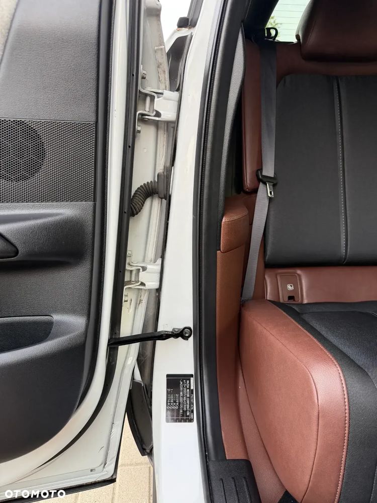 Mazda MX-30 e-SKYACTIV EXCLUSIVE-LINE - 31