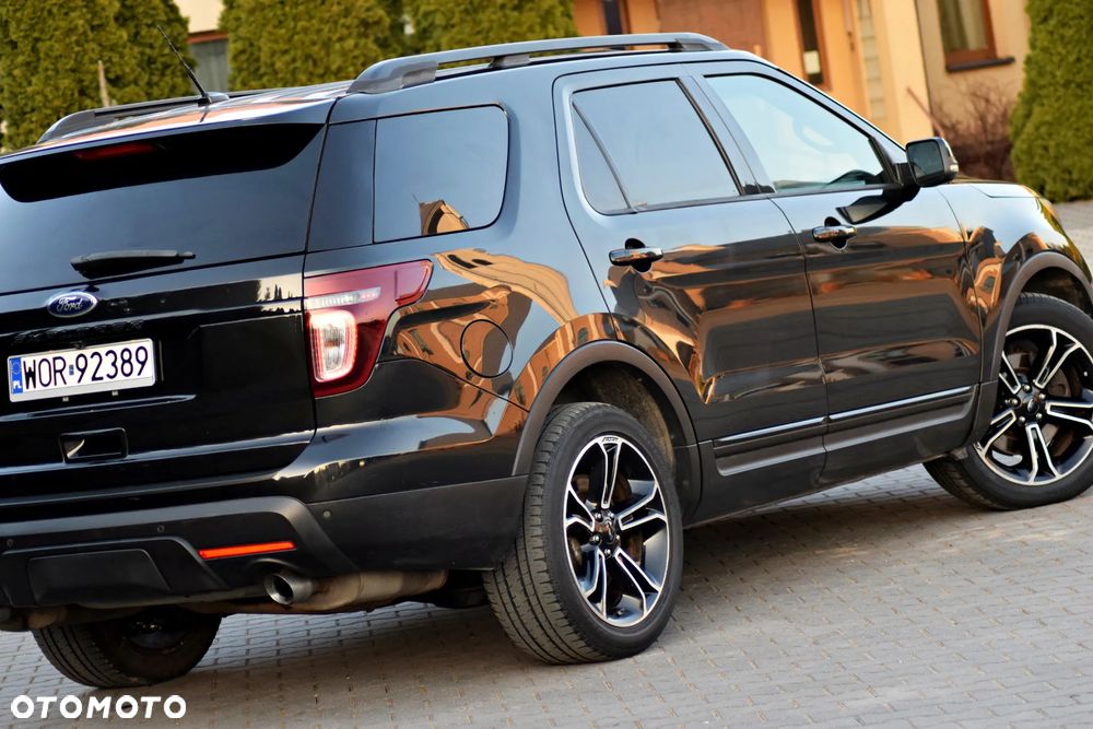 Ford Explorer - 14