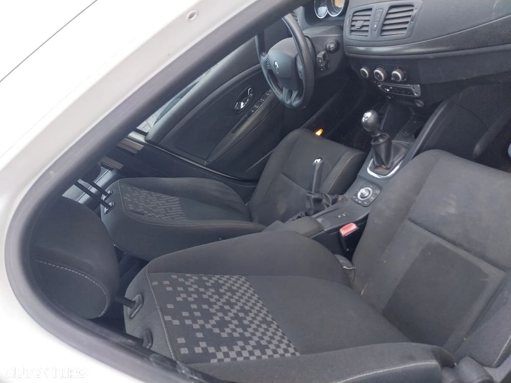 Renault Megane BLUE dCi 115 LIMITED - 7