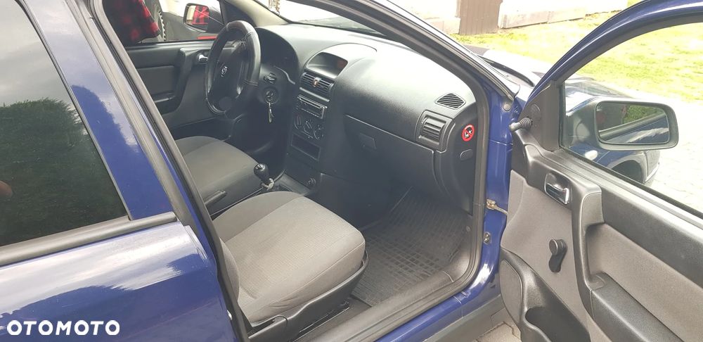 Opel Astra 1.4 - 13