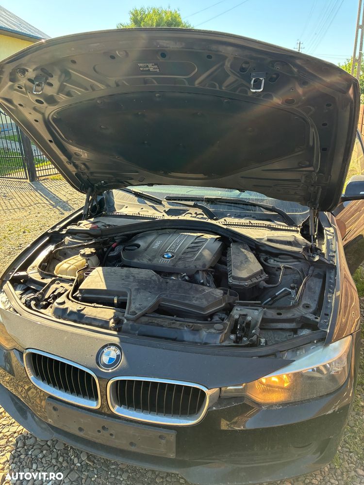 BMW Seria 3 318d - 5