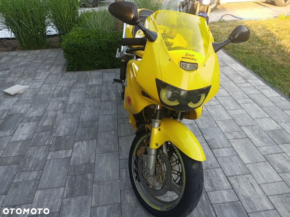 Honda VTR - 2