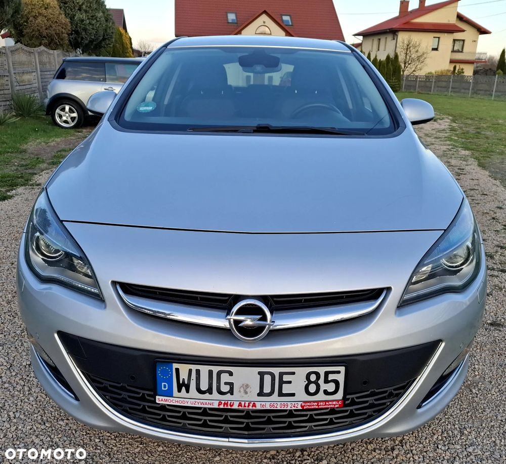 Opel Astra 1.4 Turbo Cosmo - 29