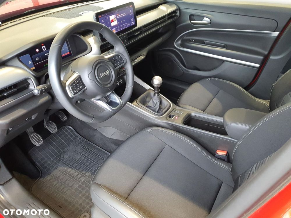 Jeep Avenger 1.2 GSE T3 Altitude FWD - 9