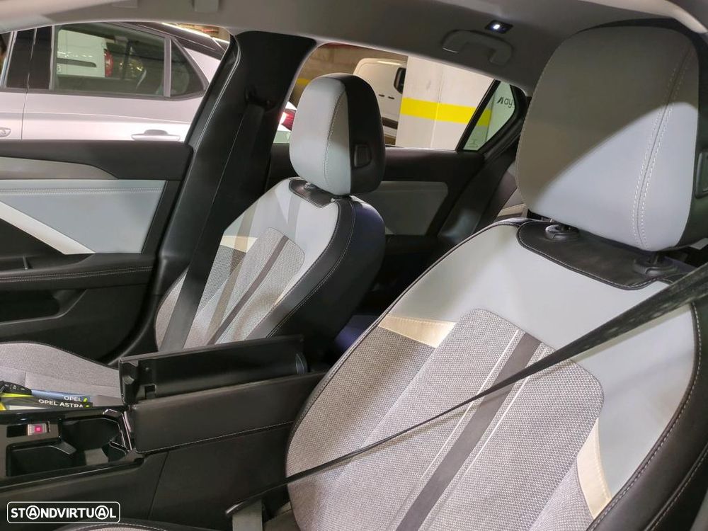 Opel Astra 1.5 D Elegance - 6